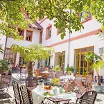 Pfalzhotel Szálloda