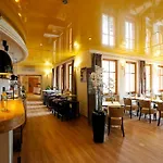 Pfalzhotel Szálloda 4*