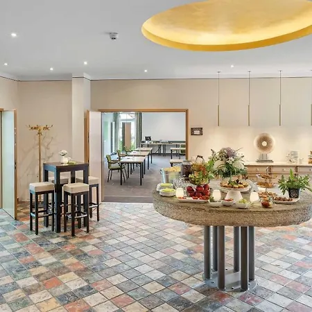 Hotel Pfalzhotel 4*