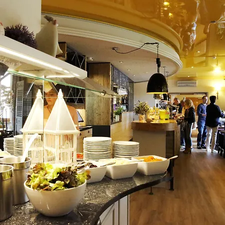 Pfalzhotel Szálloda