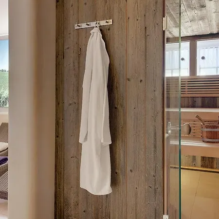 Pfalzhotel Szálloda 4*