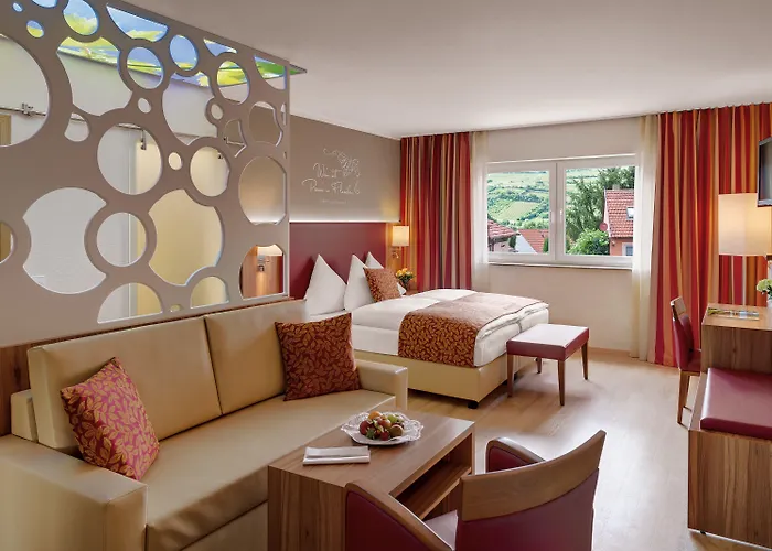 Pfalzhotel Hotell 4*