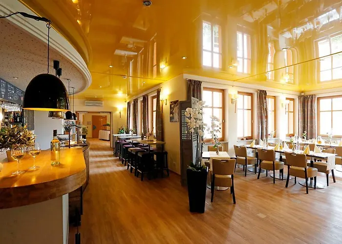 阿塞汉姆普法索酒店 酒店 4*