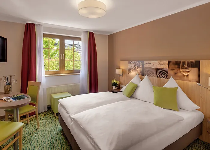 阿塞汉姆普法索酒店 4*