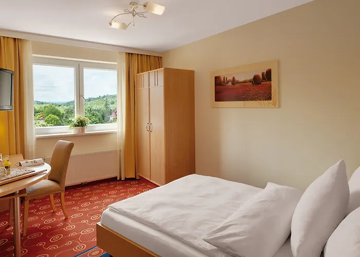 阿塞汉姆普法索酒店 4*